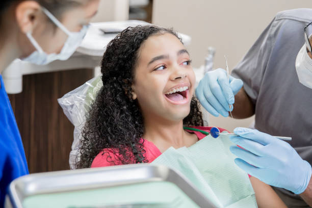 Best Emergency Gum Treatment in Weidman, MI